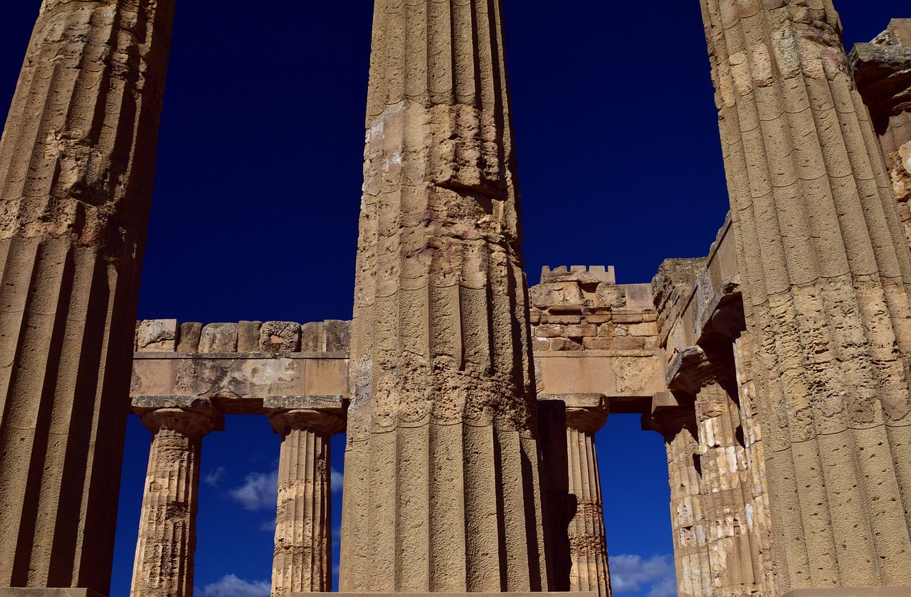 The Discovery of the Ancient Greek Philosophers' Schools